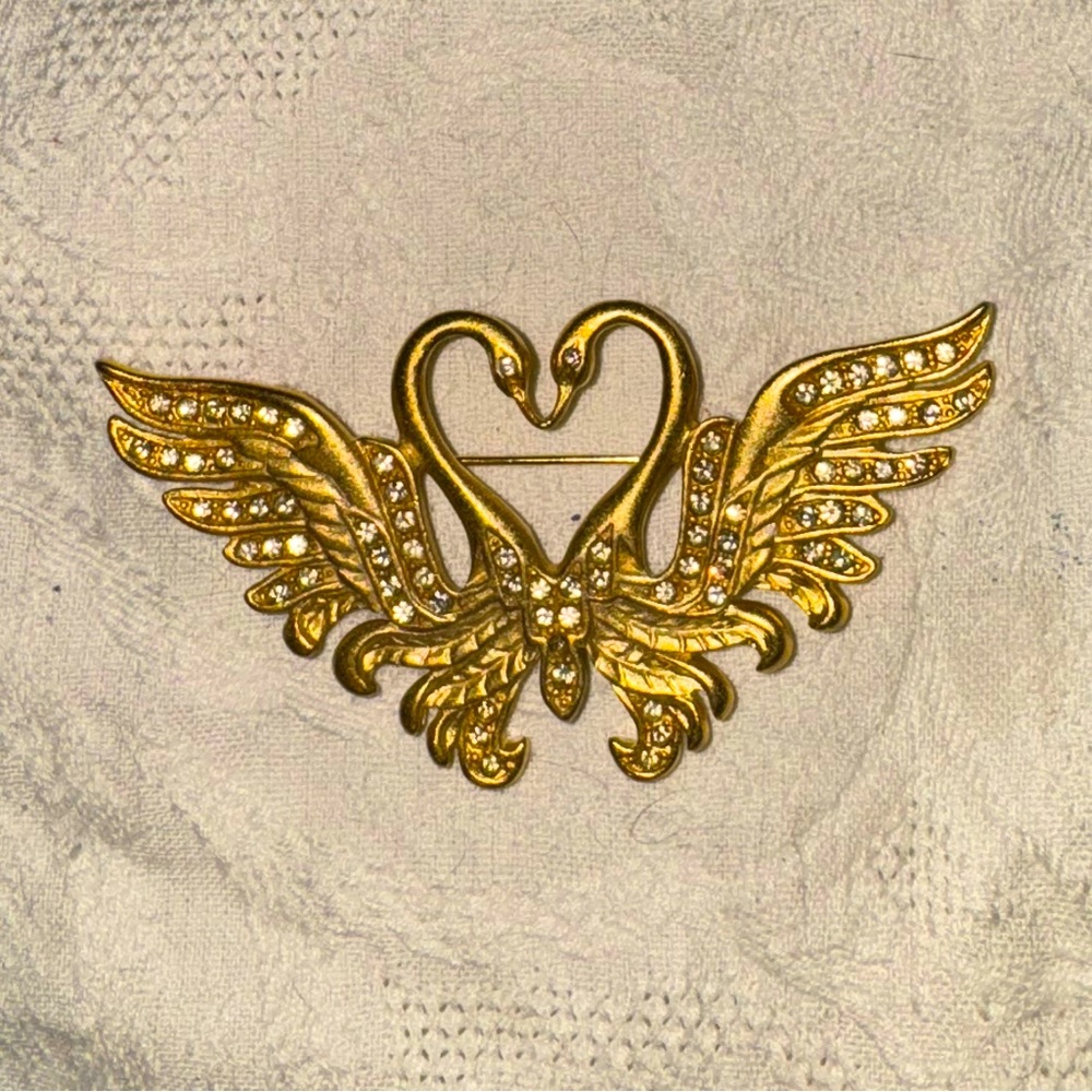 Brilliant Kissing Swans Nolan Miller Brooch